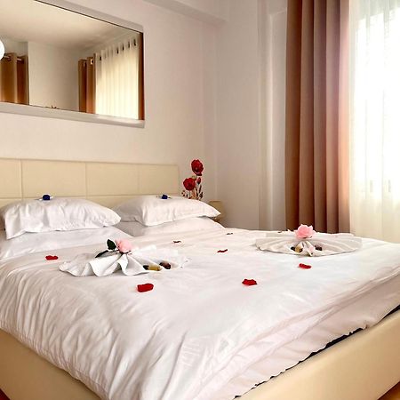 Onde Del Mare Apartment Sarande Luaran gambar