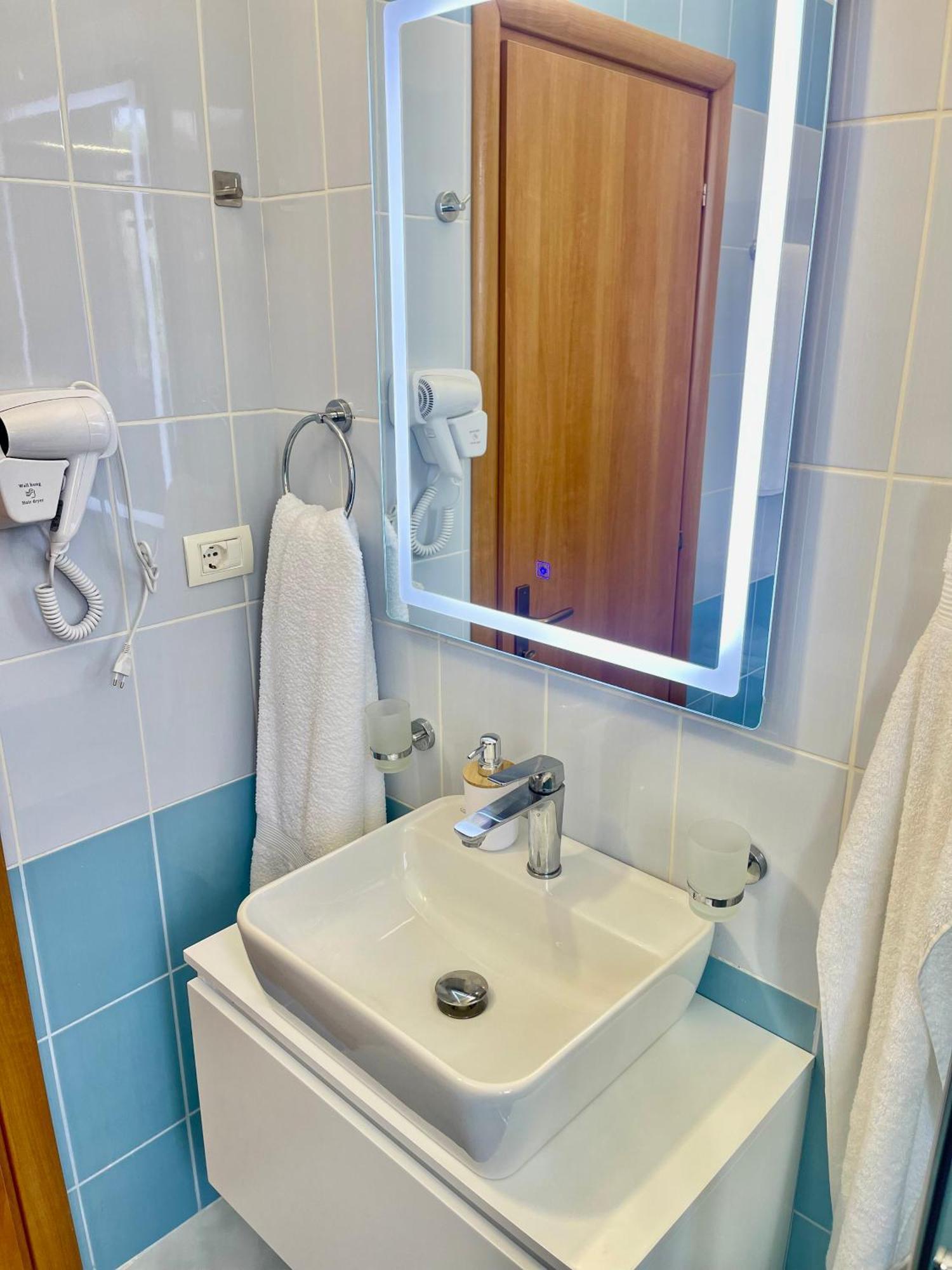 Onde Del Mare Apartment Sarande Luaran gambar